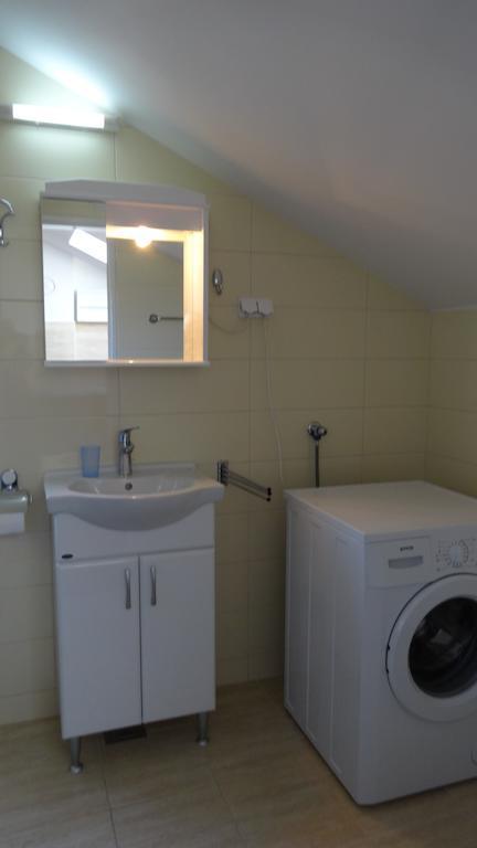 Apartments Odesa Херцег-Новий Номер фото