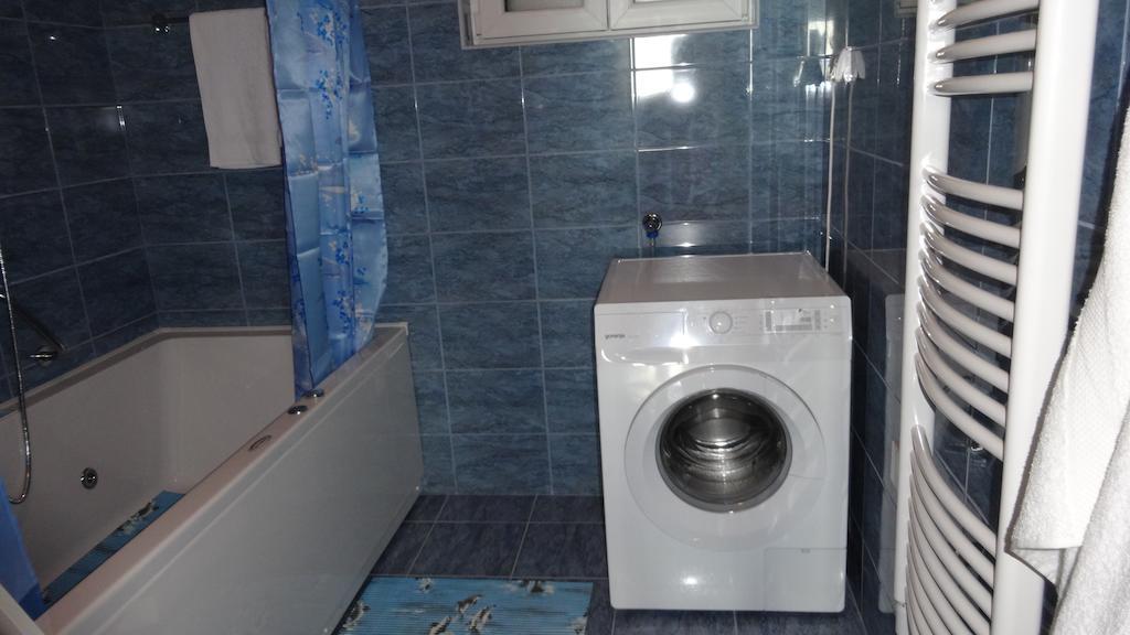 Apartments Odesa Херцег-Новий Номер фото
