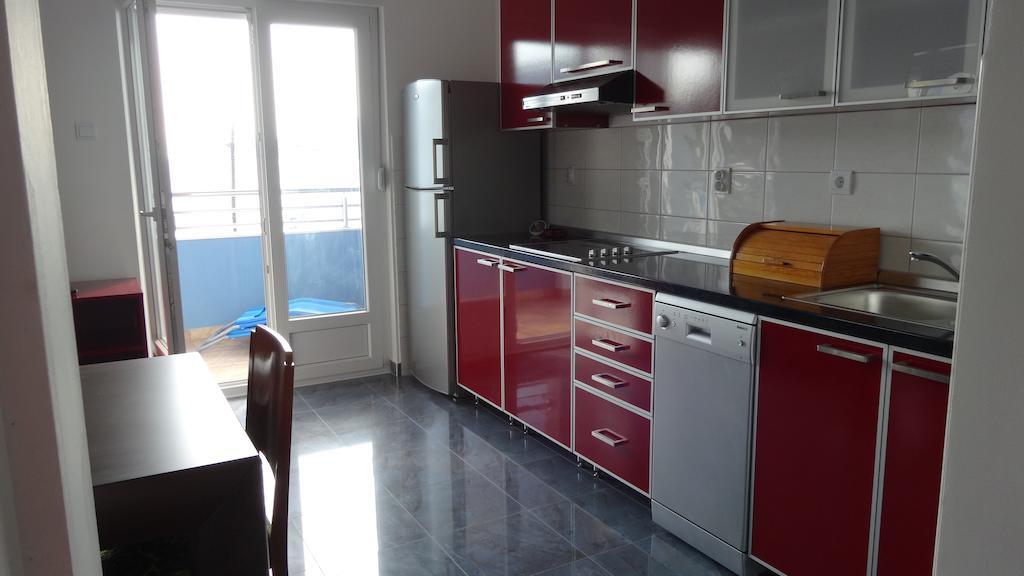 Apartments Odesa Херцег-Новий Номер фото